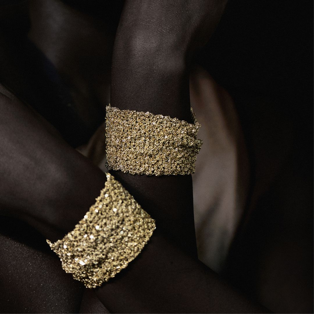 Pulseira Malha Petit Close Ouro P - M e G