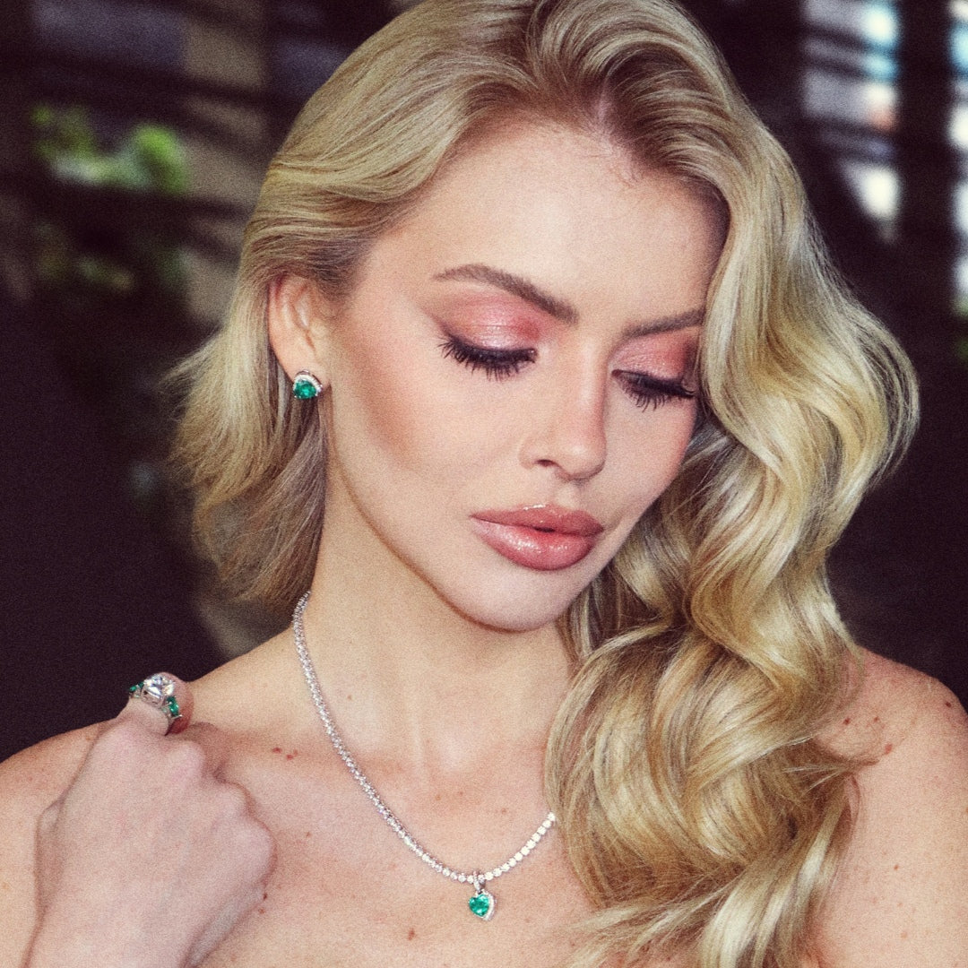 Anel Emerald com Esmeralda de Laboratório