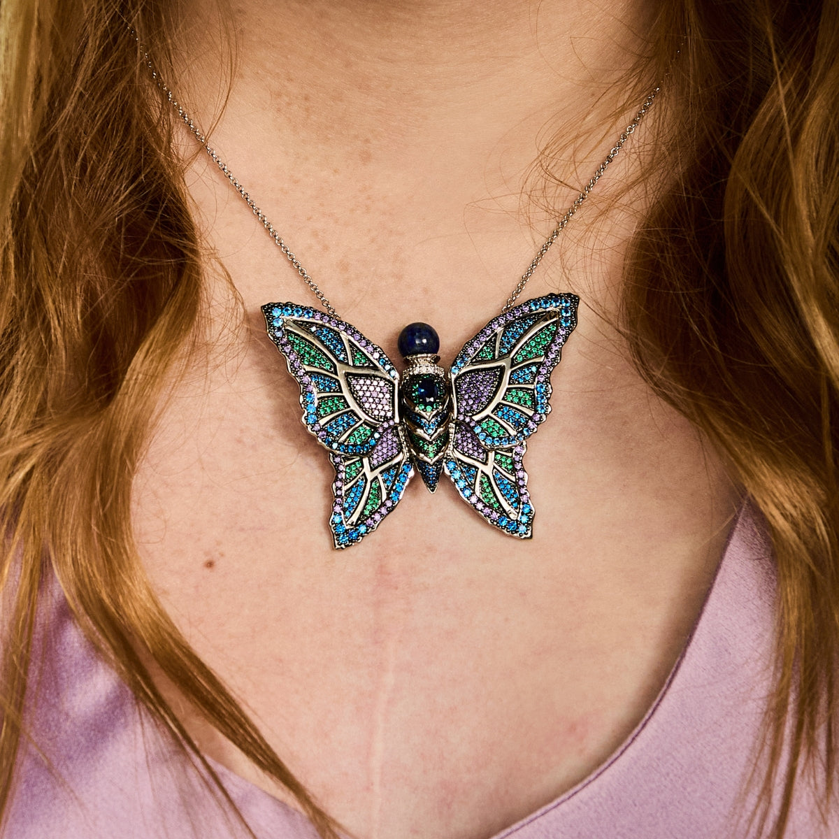 Colar Perfumeiro Borboleta Ródio