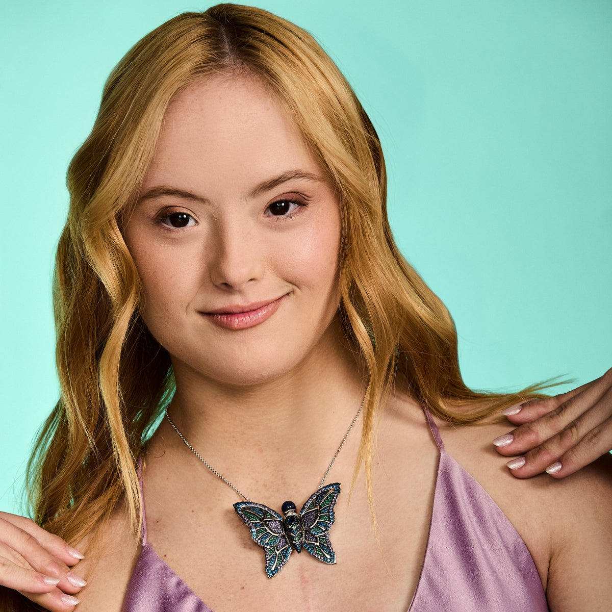 Colar Perfumeiro Borboleta Ródio