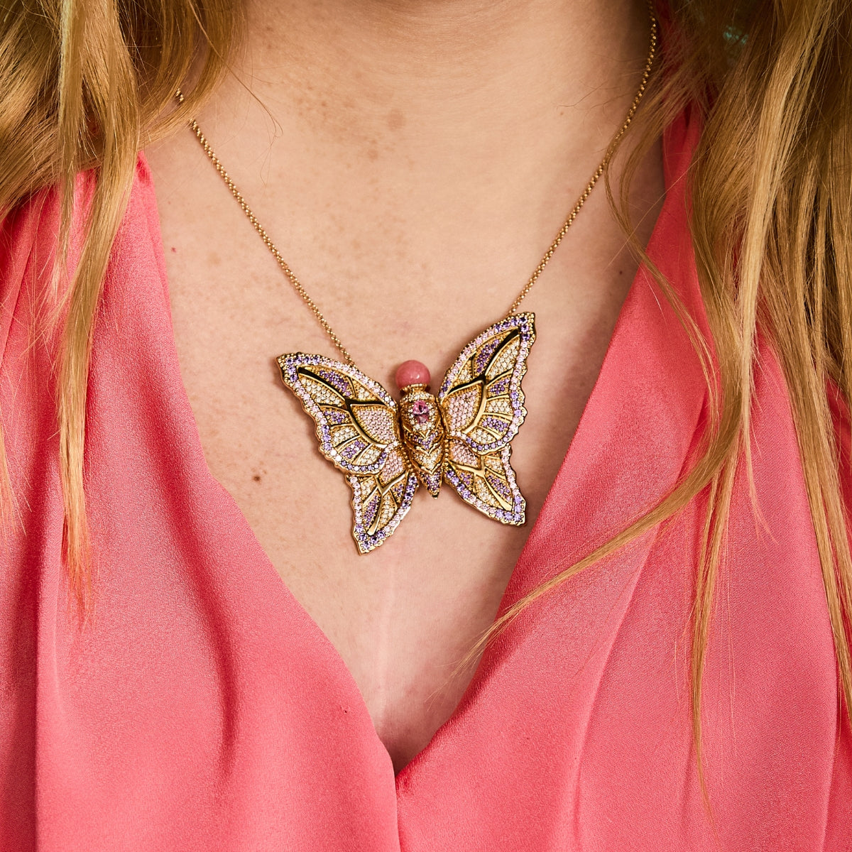 Colar Perfumeiro Borboleta