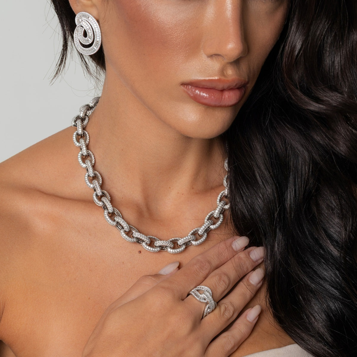 Colar Elos Cravejados Glam Moissanite 34.6 ct