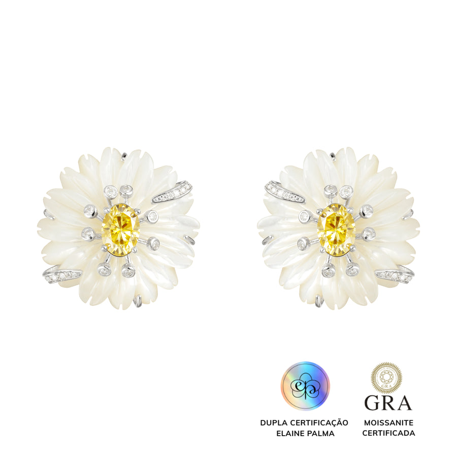 Brinco Flor Madrepérola Glam Moissanite 3.34 ct